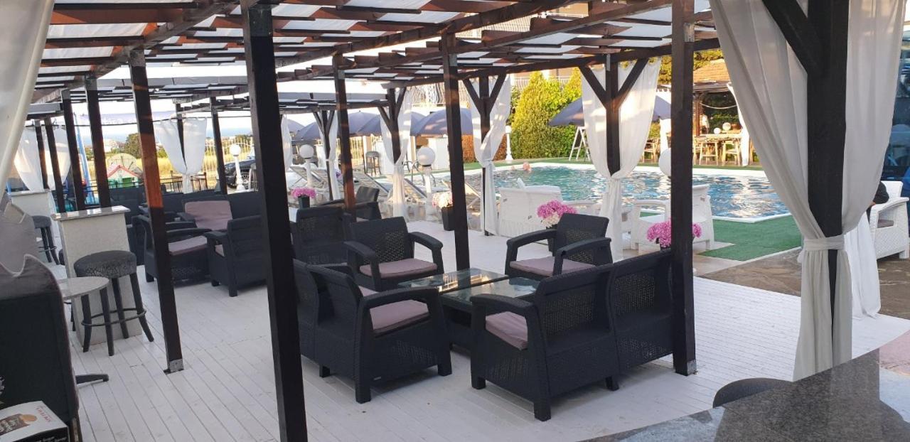 Complex Exotica Hotel Lozenets Exterior photo