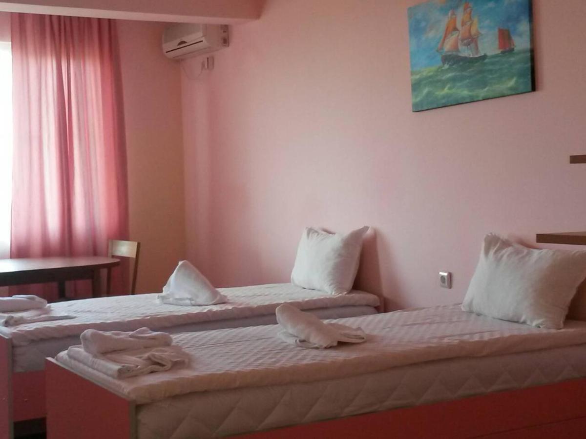 Complex Exotica Hotel Lozenets Exterior photo