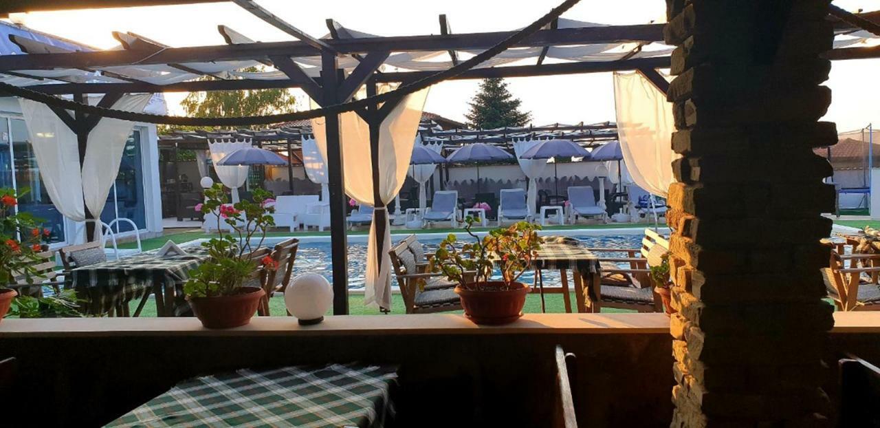 Complex Exotica Hotel Lozenets Exterior photo